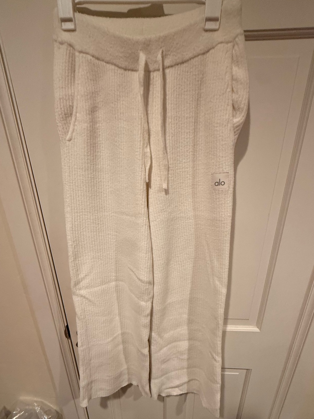 Alo Snuggle Up Sweater High-Waist Wide Leg Pant Ivory Small